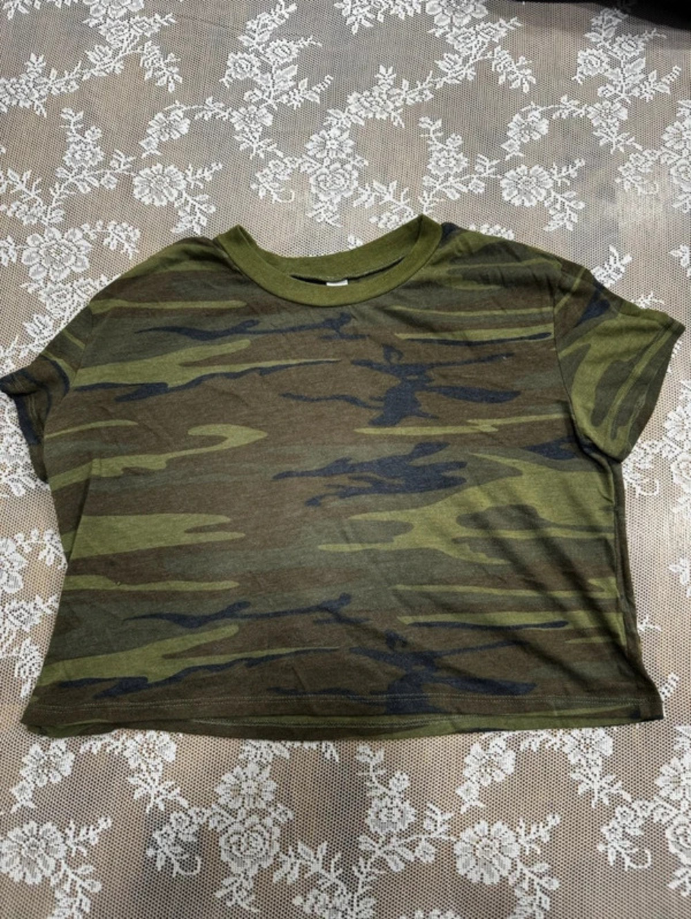 camo crop top